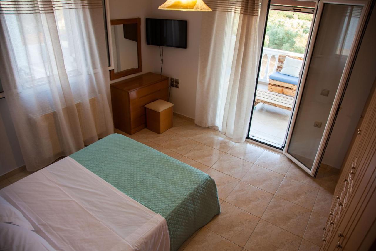 Villa Areti Dhorizata Exterior photo